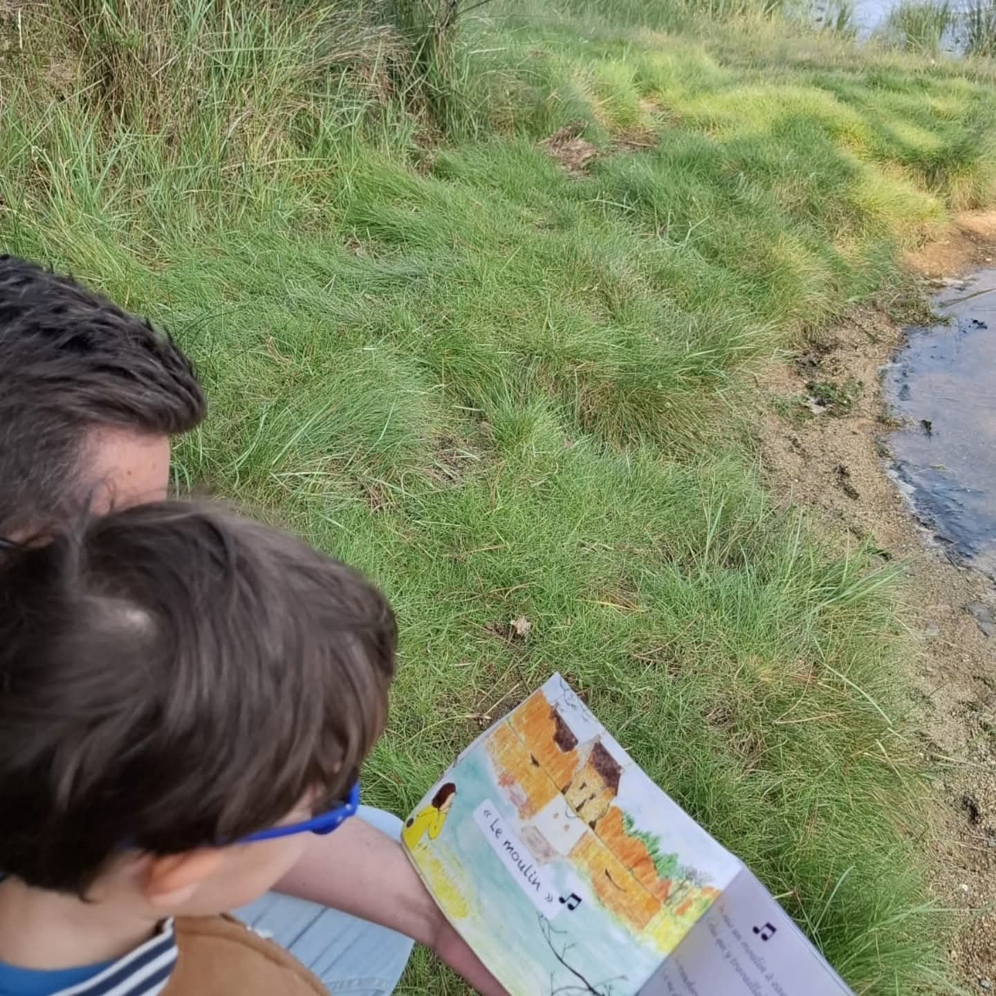 Sur les pas des personnages de l'album Ethel, Chloé et le Listoir